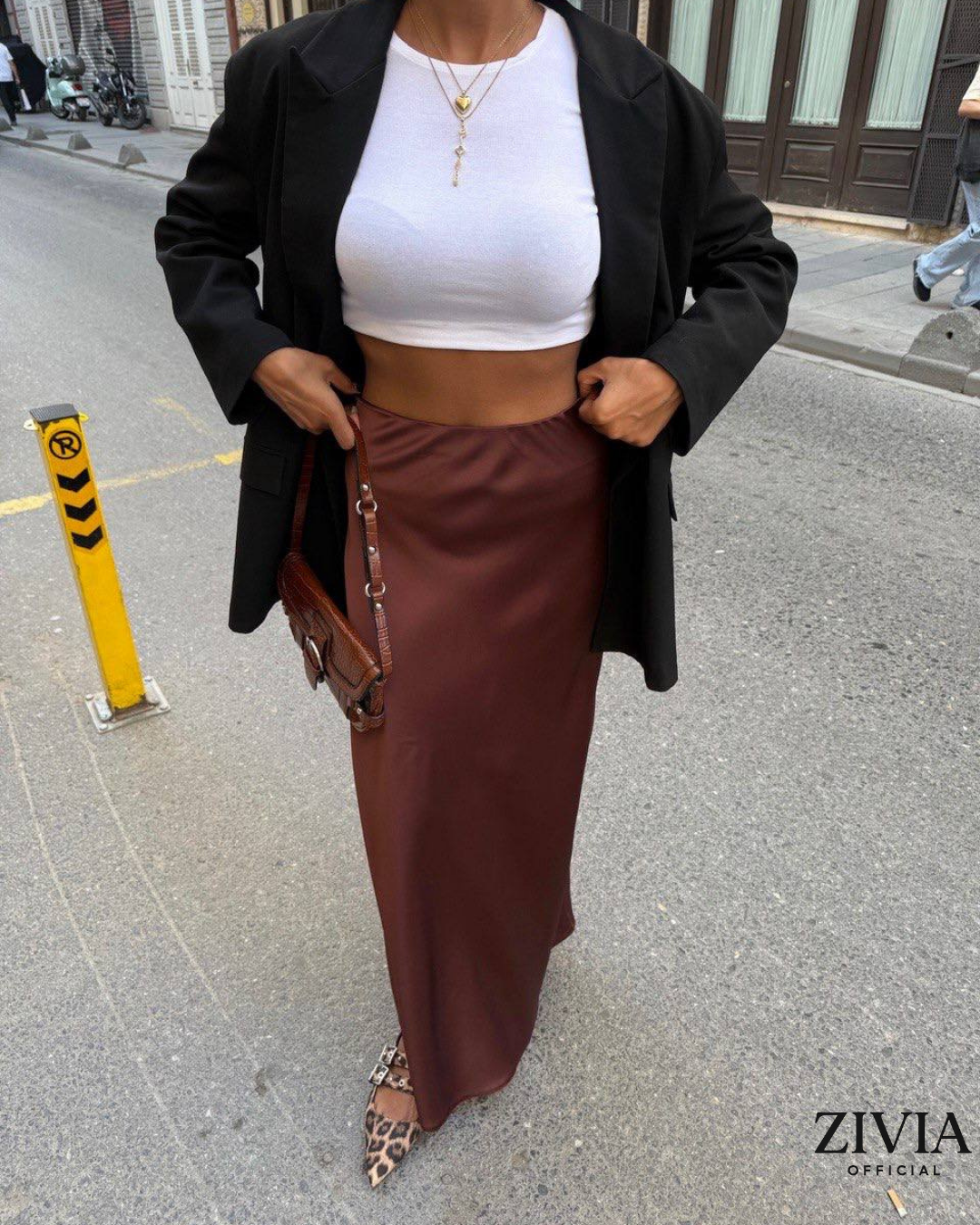 Fund Satin Maxi për Femra | Ngjyrë Kafe Elegante | Stil Minimal, Chic & Modern