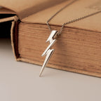 Varëse Silver 925 me Simbol Rrufe – Lightning Bolt Pendant