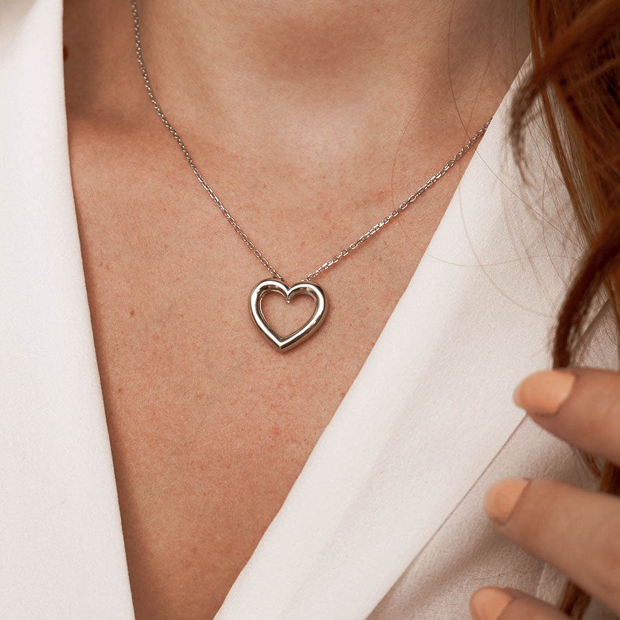 Varëse Zemër Silver 925 – Heart Pendant Minimal Elegant