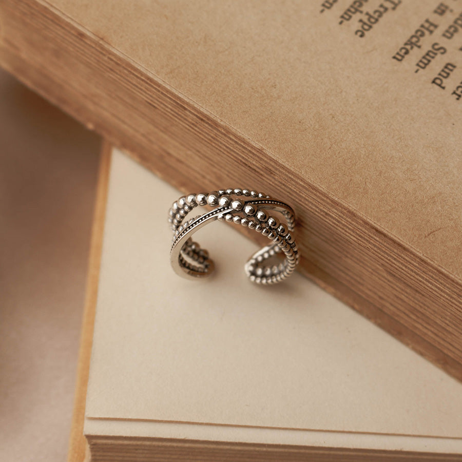 Unazë Argjendi “Multi-Bands” – Dizajn i Ndërthurur & Elegancë Minimaliste