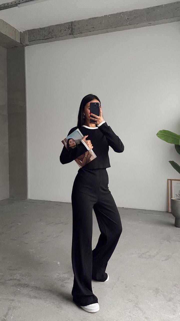 Kostum Ribbed me 2-Pjesë – Top & Pantallona Wide-Leg