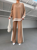 Set Triko 2-Pjesësh për Femra – Oversized Top & Pantallona Wide-Leg me Vija