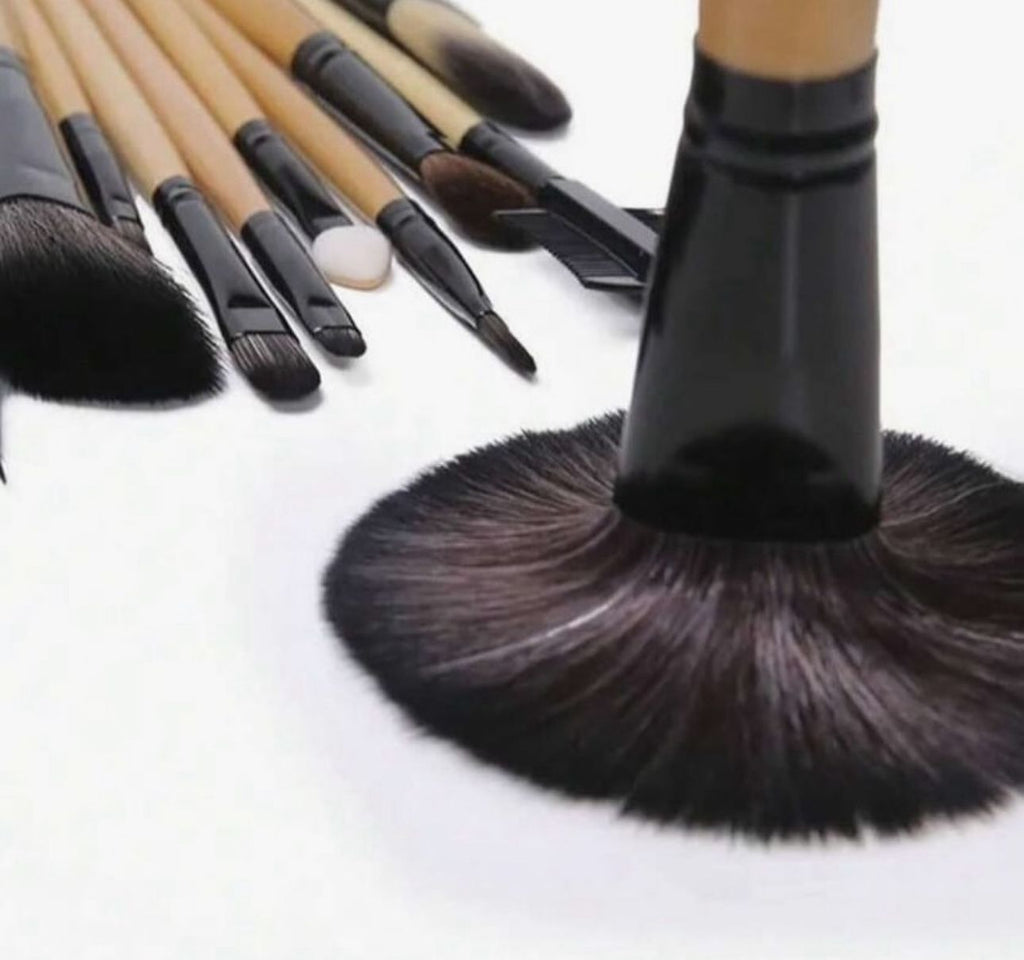 Set Profesional Furçash Make-up – 24 Copë me Dorëza Druri & Çantë Organizimi