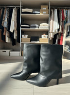 Çizme të Shkurtra me Take të Hollë – Model Elegance | Ngjyra Black & Camel