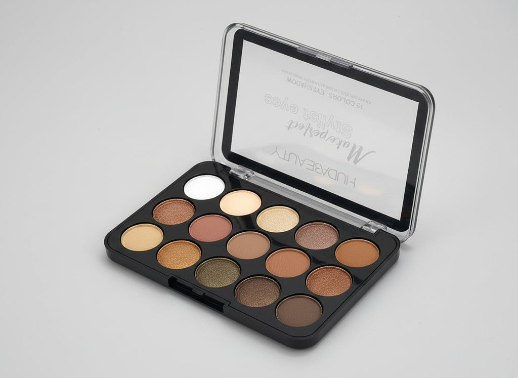 Nude Eyeshadow Palette – 15 Nuanca Neutrale & Shkëlqyese