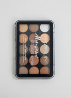 Nude Eyeshadow Palette – 15 Nuanca Neutrale & Shkëlqyese