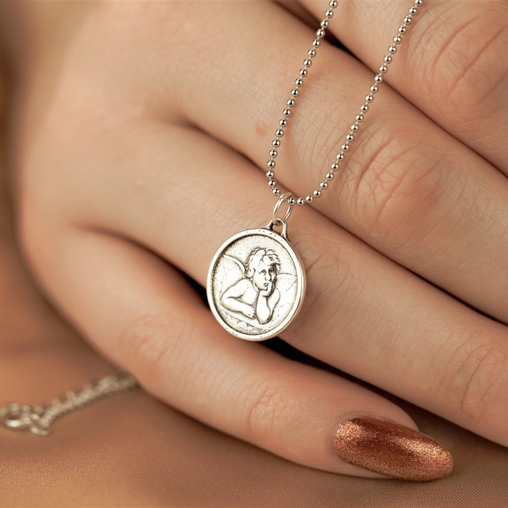 Varëse Angel Coin Silver 925 – Medalion Engjëlli Elegance Vintage